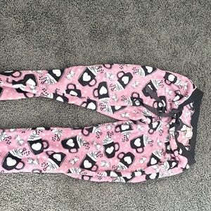 Bobbie brooks pink sweatpants with black and white pattern mug pattern